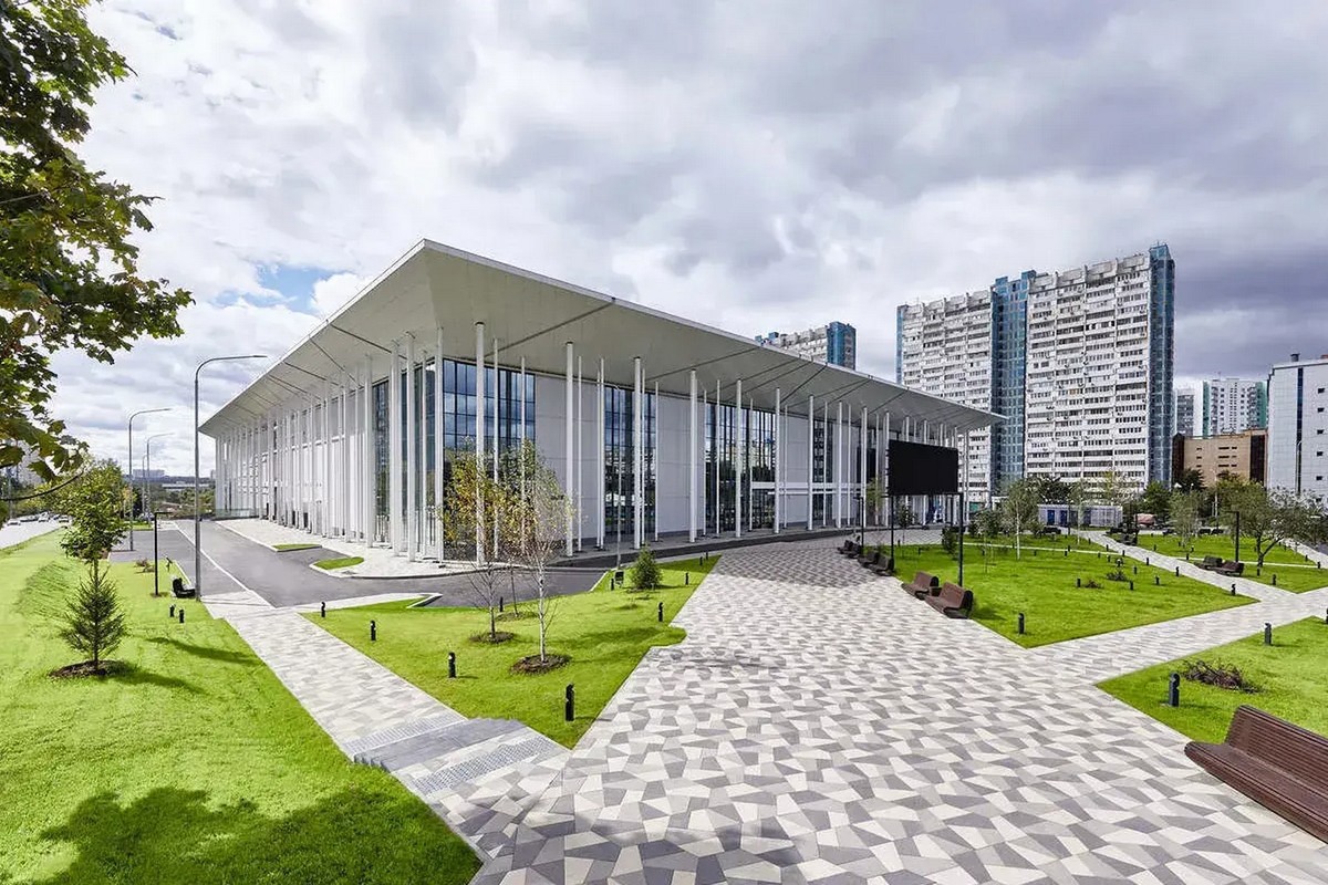 Ледовое поле крытое №1, «ледовая арена»